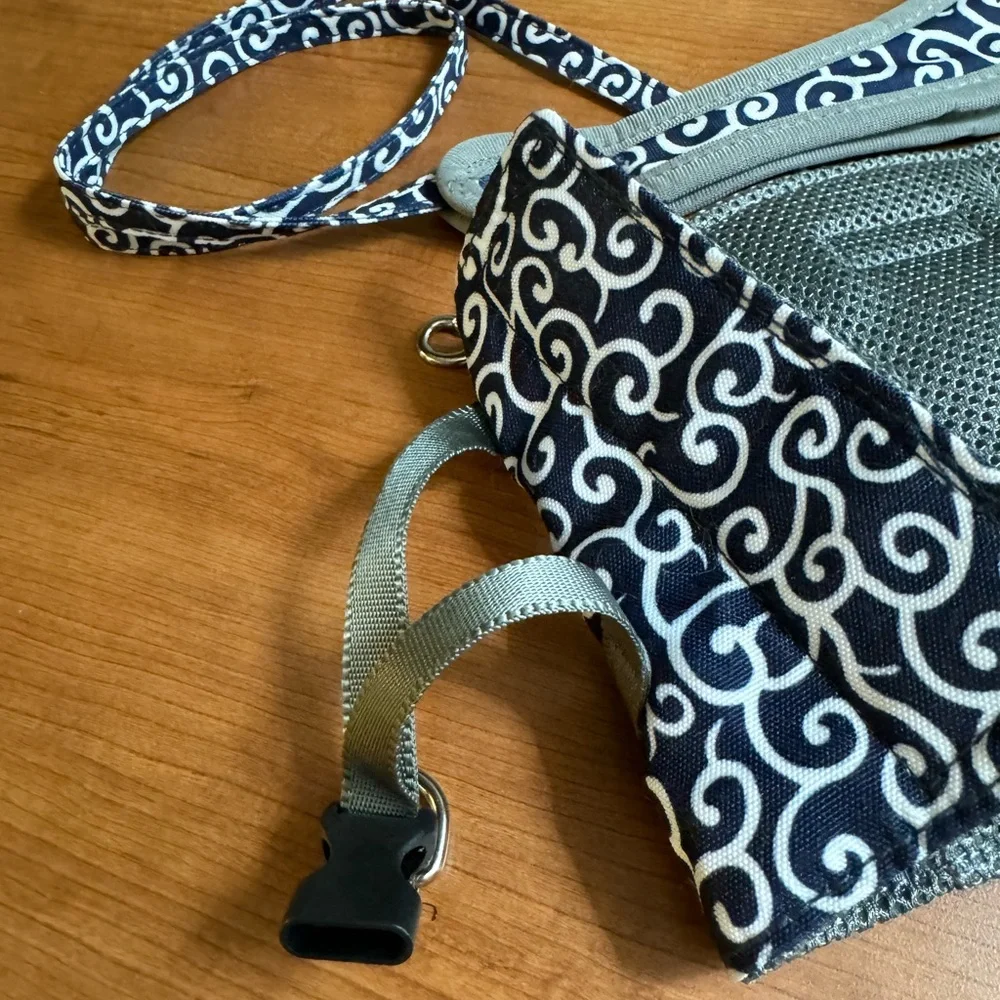 Never used: Small dog/kitten harness by Sutepet